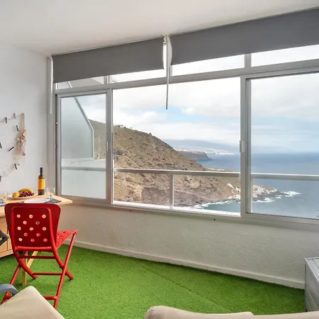 The Blue Lighthouse * La Matanza de Acentejo